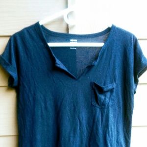*2 for $10* Old Navy short sleeve tee size XS